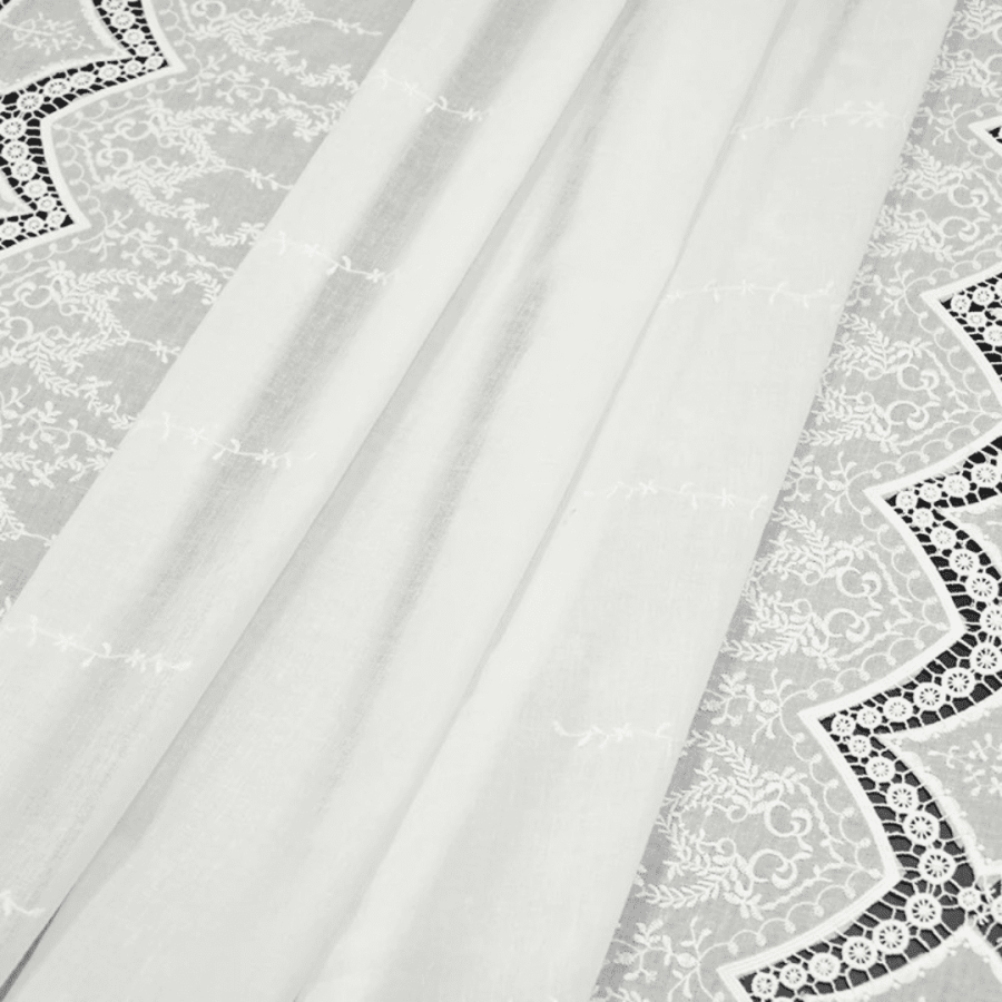 ZARA Tablecloth Embroidered