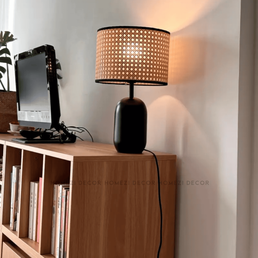 118 Black Rattan Table Lamp